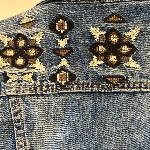 Country Western Denim Jean jacket embroidered XS Women Summer Spring Fall Time - Picture 10 of 10